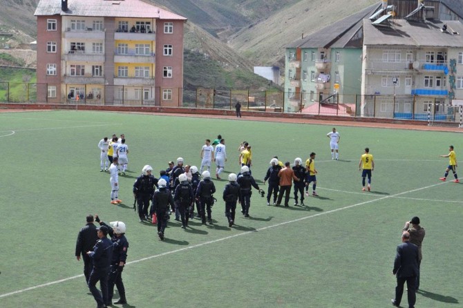 TFF: Covid-19 nedeniyle ekim ayı itibarıyla müsabakalara sınırlı sayıda izleyici alınacak