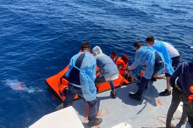 Turkish Coast Guard: 68 irregular migrants rescued off southwestern Turkey