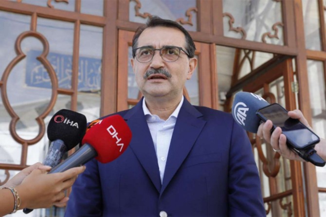 Bakan Dönmez'den Adana ve Giresun'daki enerji çalışmalarıyla ilgili açıklama