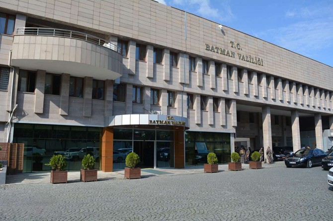 Batman’da kamu binalarına ve düğün yerlerine girişte HES kodu zorunluluğu