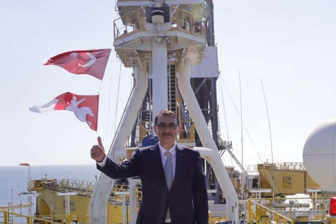 Bakan Dönmez: "Karadeniz'de 2 aya kadar yeni bir müjde gelebilir"