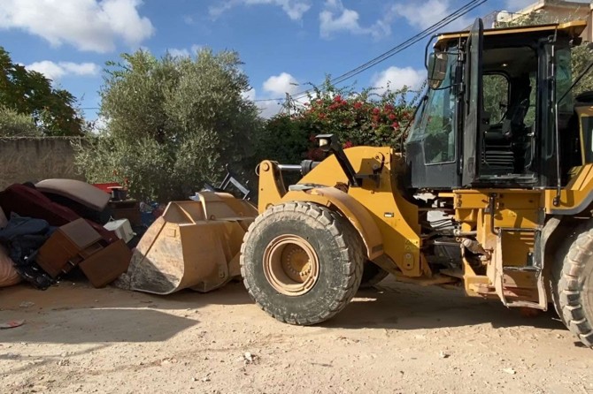 Zionist occupation army to raze homes, annexes vast tracts of land in Nahalin