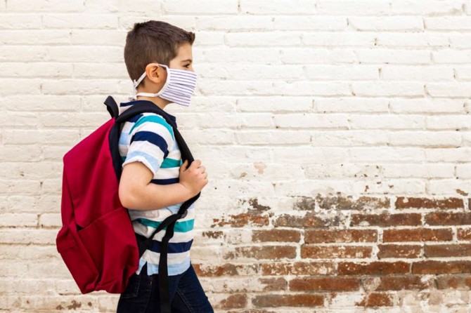 Pandemi döneminde ebeveynler çocuklara nasıl yaklaşmalı?