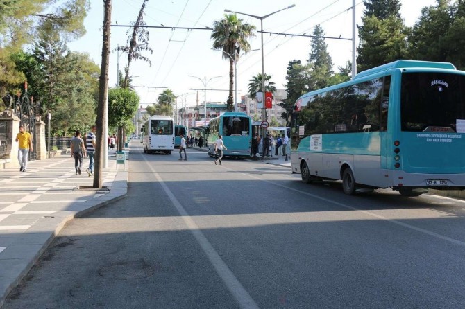 Sağlık çalışanları toplu taşıma ve sosyal tesislerden ücretsiz yararlanacak