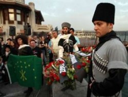 Türkiye vatandaşıyız ama Türk değiliz