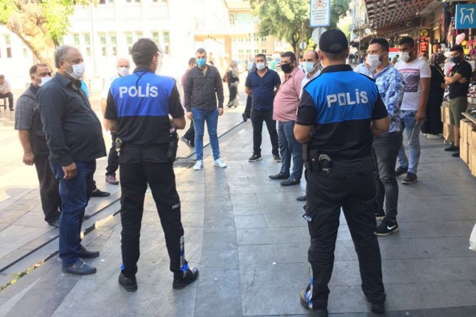 Covid-19 tedbirlerine uymayan 2 bin kişiye idari işlem uygulandı