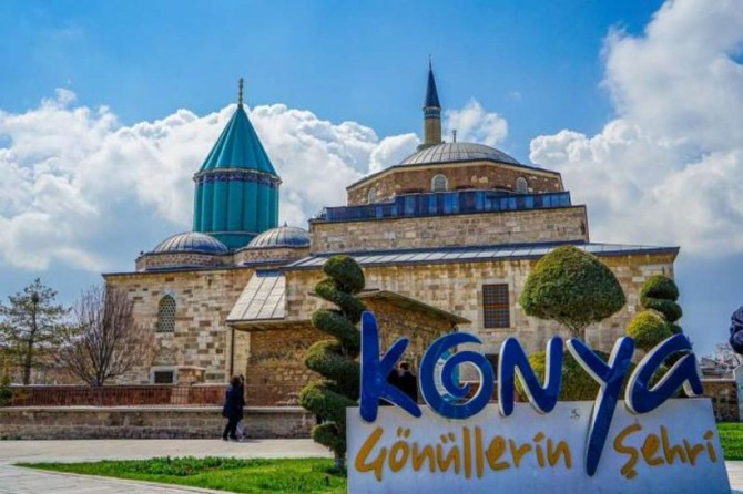 Konya'da 3 üniversite uzaktan eğitim kararı aldı