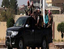 Muxalifan Bajarê Raqqa Bidestxist