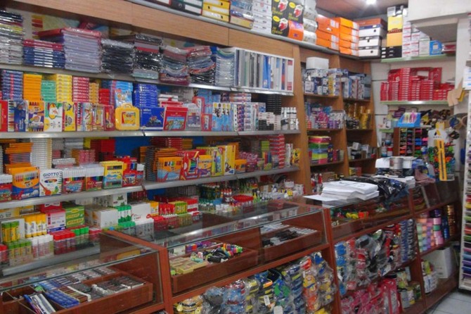 Adıyamanlı kırtasiyeciler, kırtasiye ürünlerinin zincir marketlerde satılmasını istemiyor