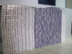 340 bin paket kaçak sigara ele geçirildi