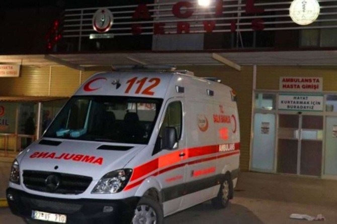 İslahiye'de komşuların bıçaklı kavgası kanlı bitti: 4 yaralı