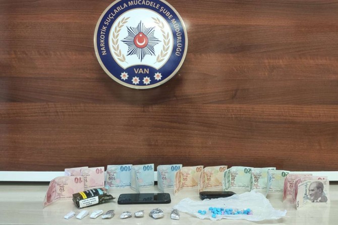 Van’da torbacılık yapan 2 kişi gözaltına alındı