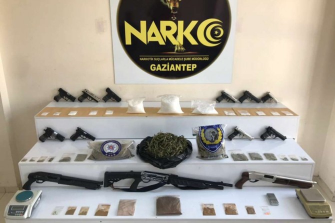 Gaziantep'te 10 saat süren "torbacı" operasyonu