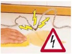 Çınar'da elektriğin çarptığı çocuk öldü