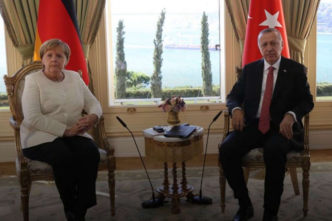 Erdogan û Merkel hevdîtin kirin