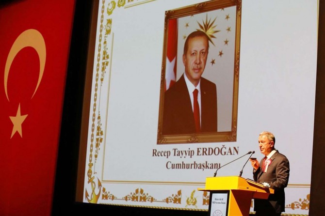 Erdoğan: "Irak'tan Suriye'ye, Doğu Akdeniz'den Libya'ya kadar mücadele içindeyiz"