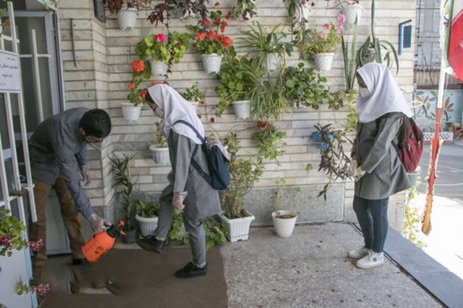 İran'da yeni eğitim öğretim yılı başladı