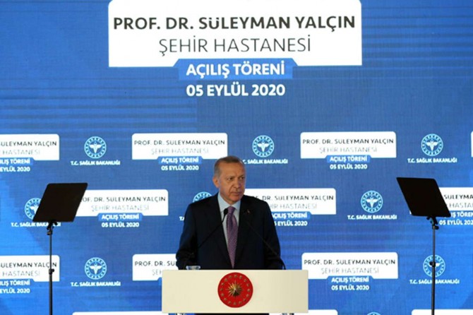 Erdoğan: "Artan vaka ve yoğun bakım sayısına rağmen sağlık sistemimiz dimdik ayaktadır"