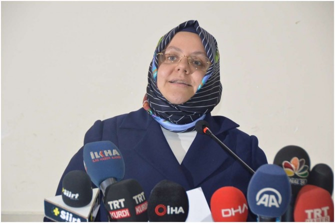 Aile Bakanı Selçuk: "1 Ocak 2020 İtibariyle süresi biten sağlık raporları geçerli olacak"