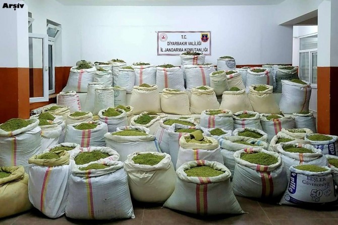 Li Diyarbekirê 5 ton esrar û 14 milyon kok kenewîr hat bidestxistin