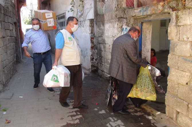 Muhtaç aileye yardım eli uzatıldı