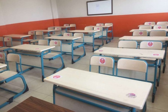 Ağrı'da 'Okulum Temizlik Belgesi'ni hak eden ilkokullar belirlendi