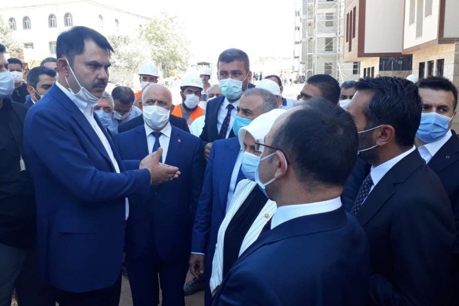 ​Çevre ve Şehircilik Bakanı Kurum Elazığ'da