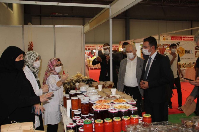 Van'da, Doğu Anadolu Tarım, Hayvancılık ve Gıda Fuarı açıldı