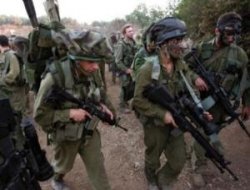 Siyonistler cemaate ateş açtı