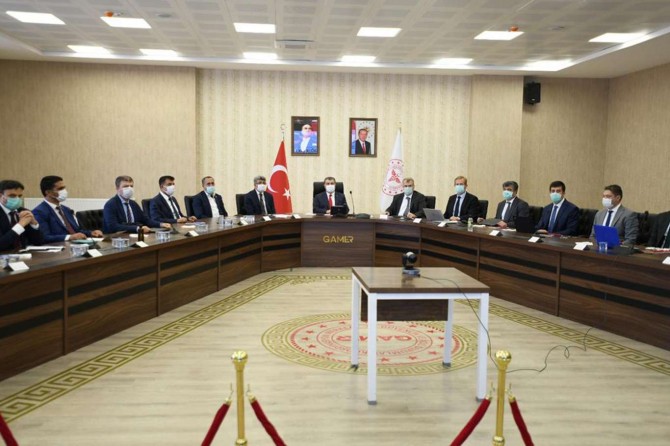 Sağlık Bakanı Koca: "Van’da Covid-19 salgınında yüzde yüz artış var"