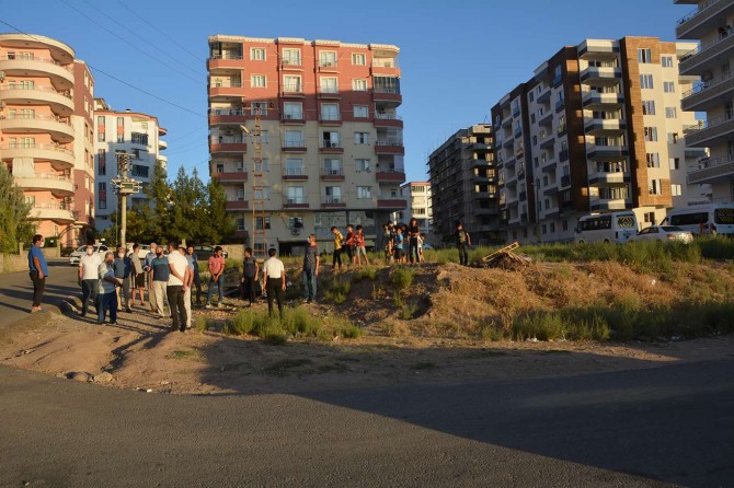 Batman Çamlıtepe Mahallesi sakinlerinden park ve kaldırım talebi