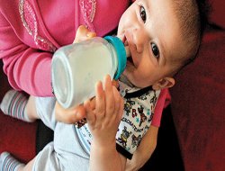 Tepkiyên Li Hember "Banka Şîrê Dayikê"