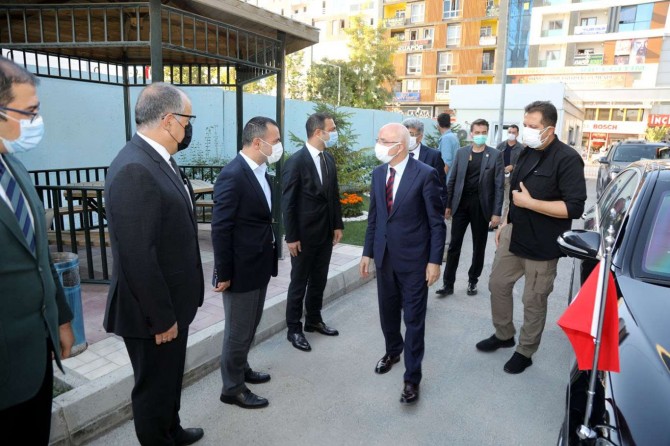 İçişleri Bakan Yardımcısı Erdil, İpekyolu Belediyesini ziyaret etti