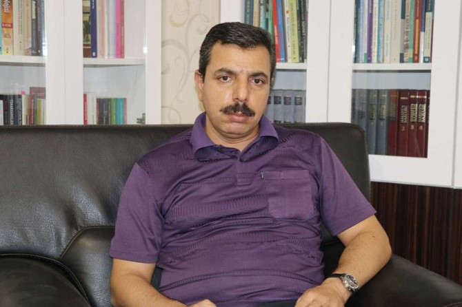 ​Hukukçu Kurşun: "Herkesi kucaklayacak bir anayasaya ihtiyaç var"