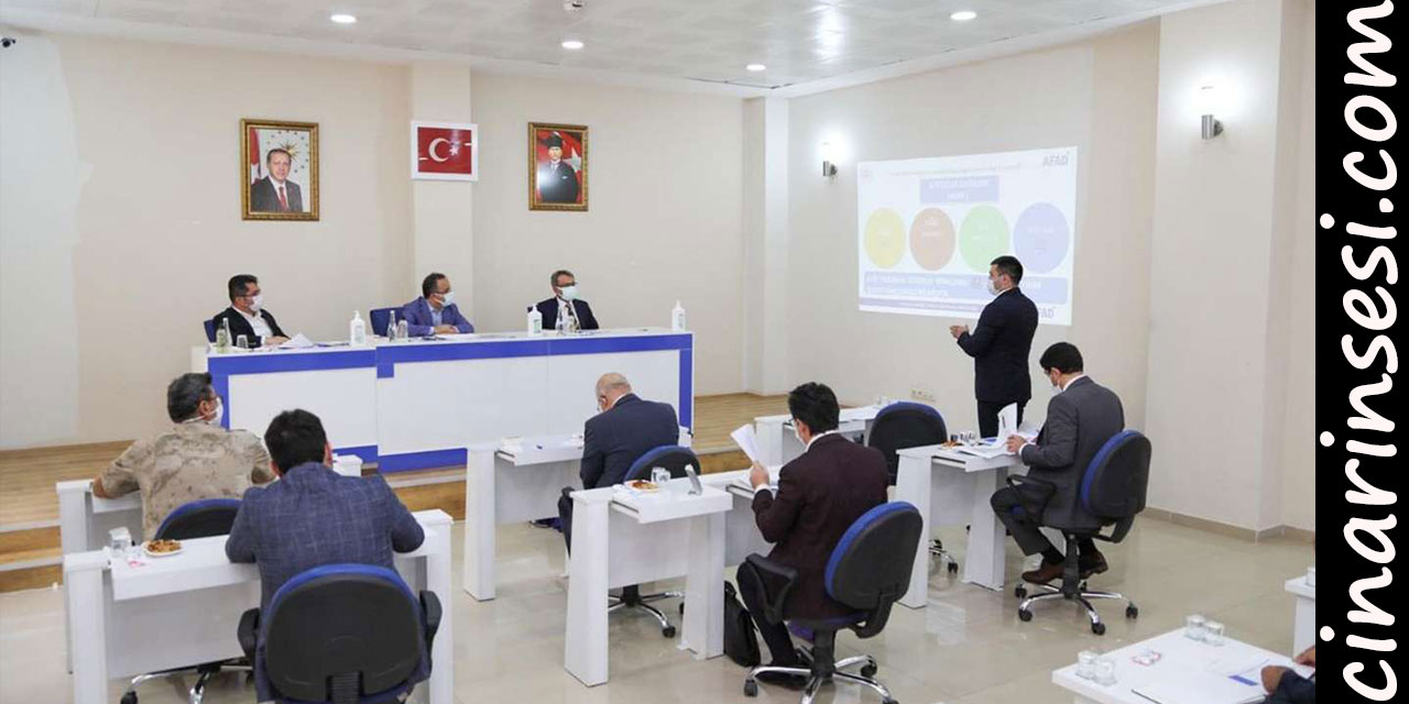 Çat'ta Karlıova Depremi Koordinasyon toplantısı yapıldı
