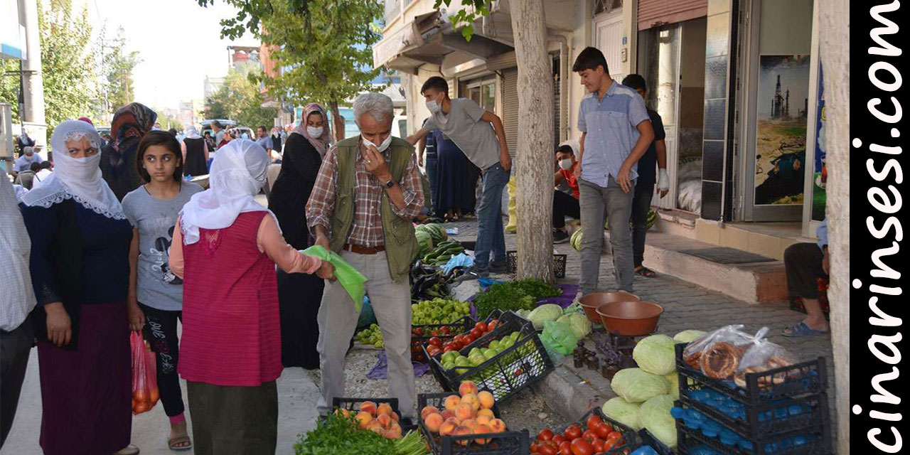 Batman köy pazarında yerli ürünlere tüketiciden yoğun ilgi