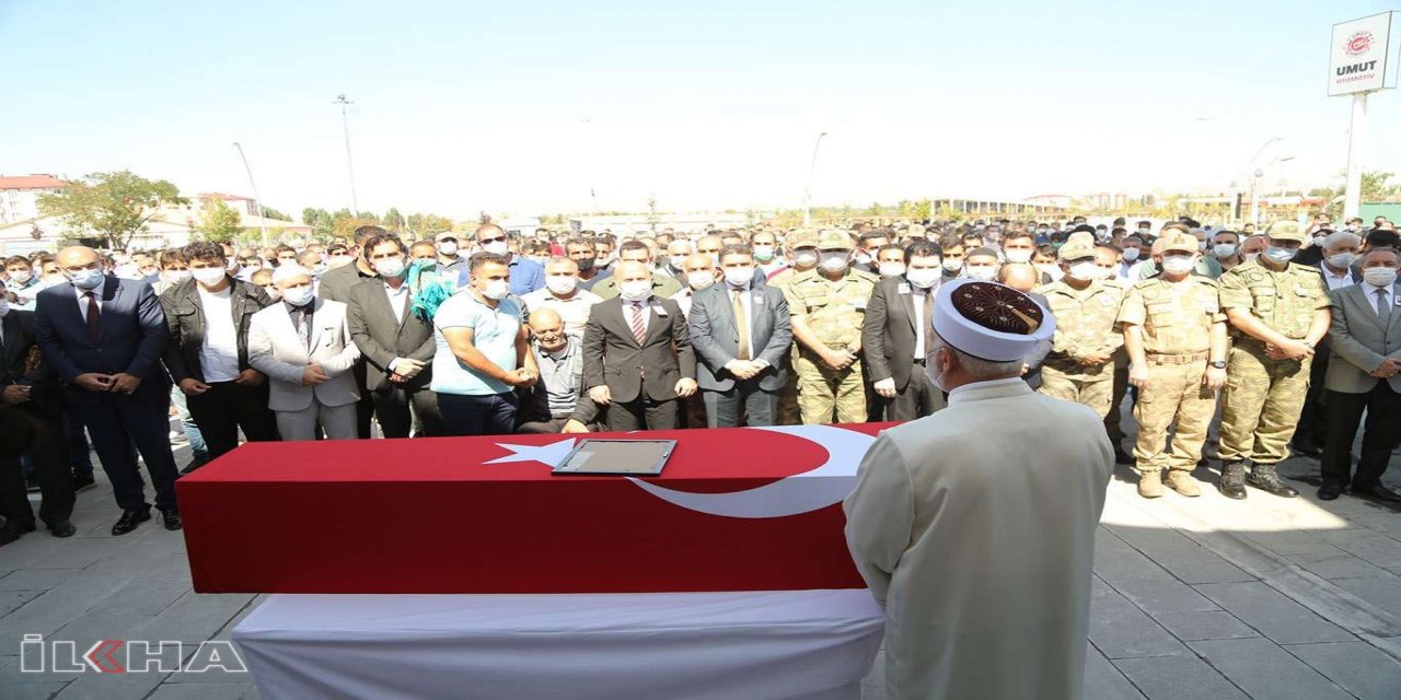 Piyade Teğmen Harun Aslan Ağrı'da son yolculuğuna uğurlandı