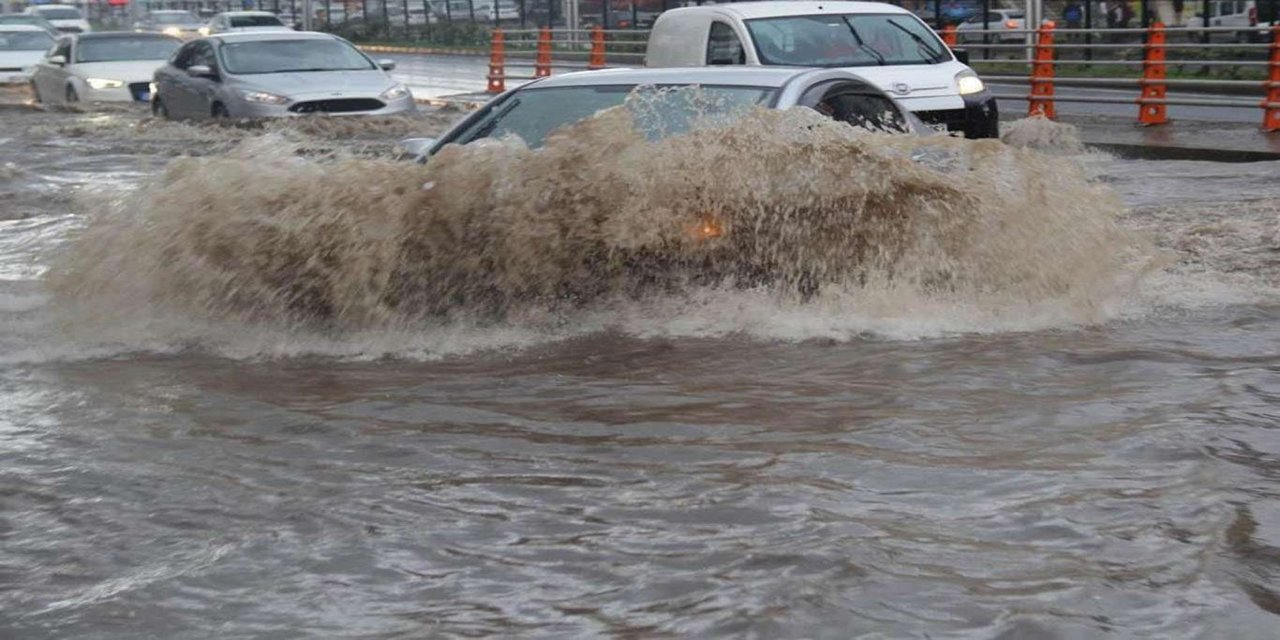 Meteorolojiden kuvvetli yağış ve rüzgâr uyarısı