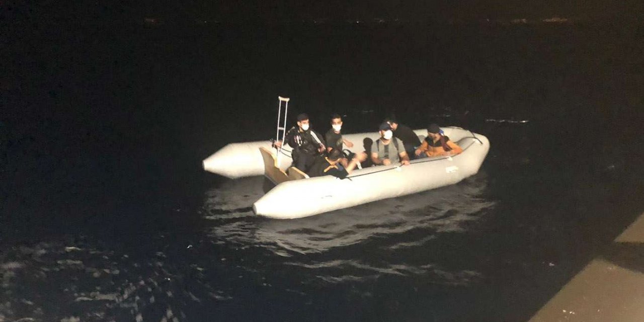 Sahil Güvenlik: 17 düzensiz göçmen kurtarıldı