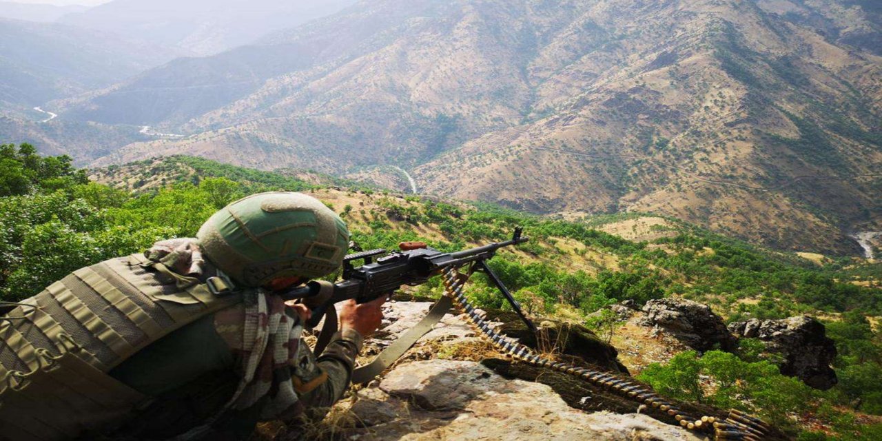 Barış Pınarı bölgesinde 4 PKK/YPG’li öldürüldü