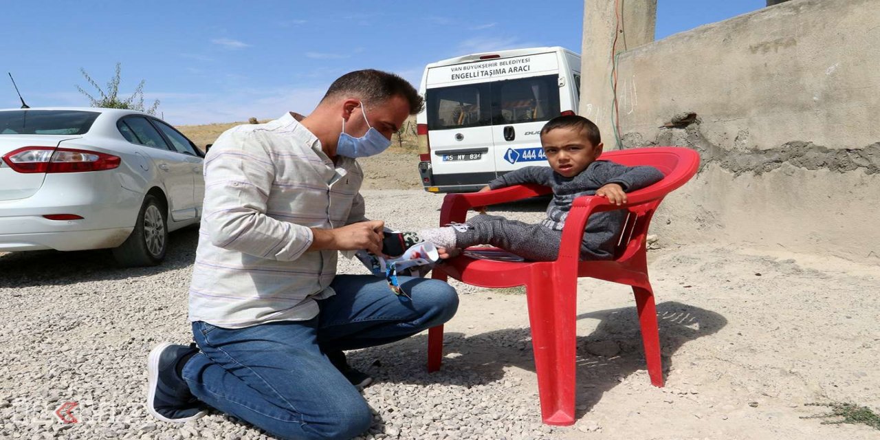 Van’da yürüme engelli miniklere medikal desteği