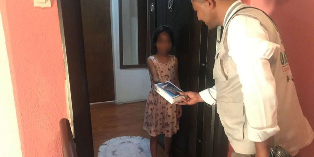 Umut Kervanı, uzaktan eğitim gören öğrencilere de umut oluyor