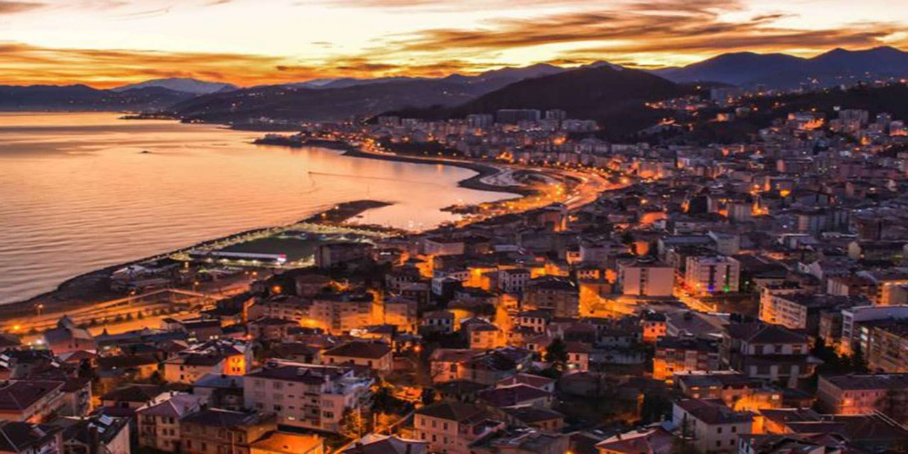 Giresun'da açık alanlarda sigara içmek yasaklandı