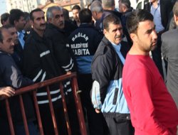 Zabıtadan esnafa saldırı