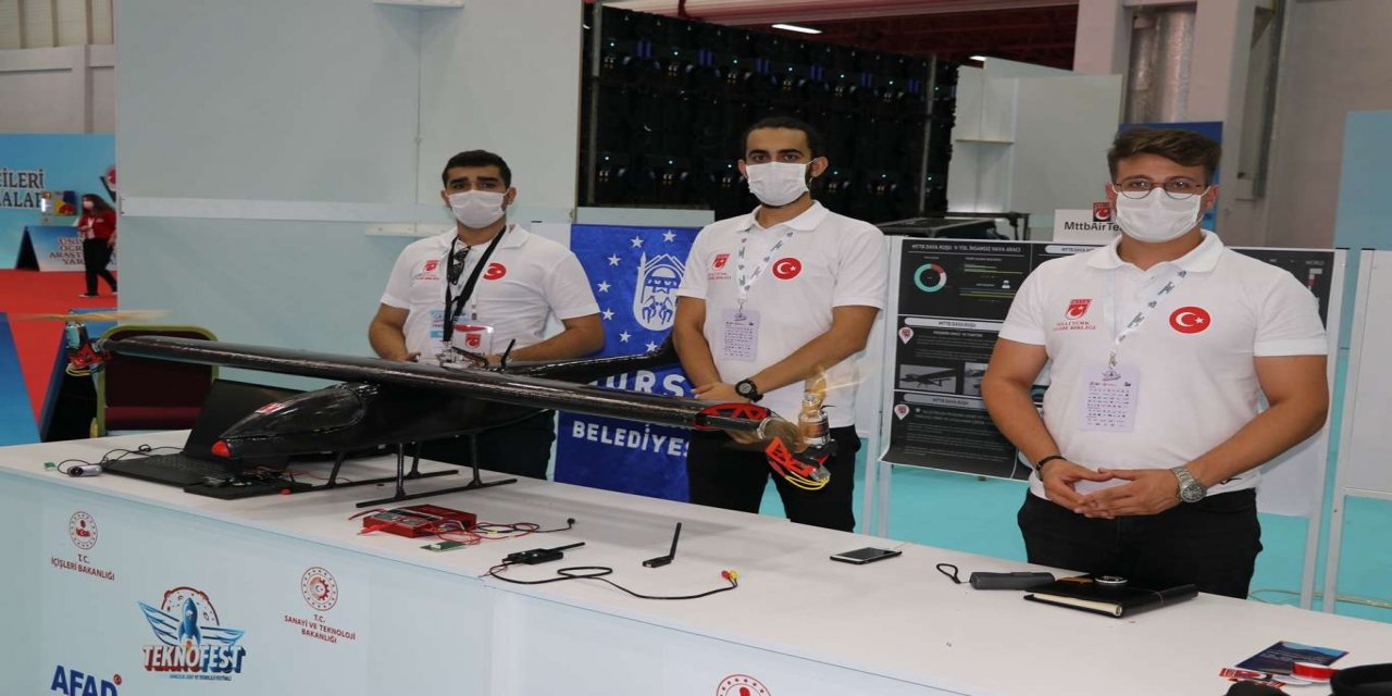Genç yarışmacılar TEKNOFEST'te hünerlerini sergiliyor