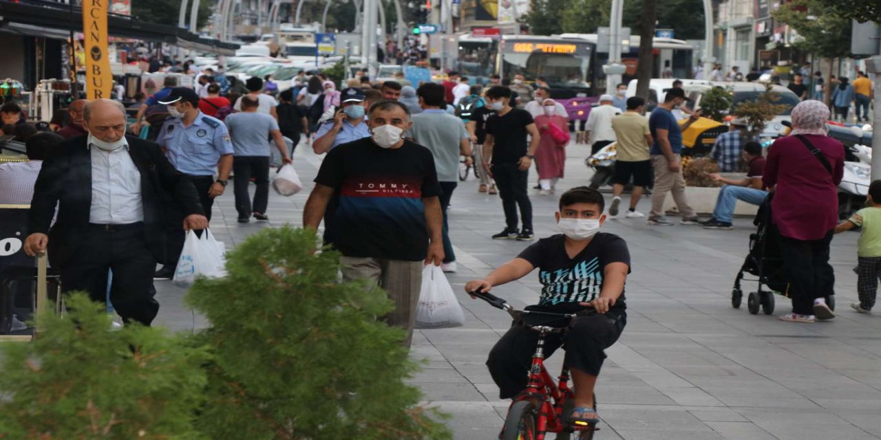 Vatandaşlar online eğitim sistemi ve internet fiyatlarına çare bulunmasını istiyor