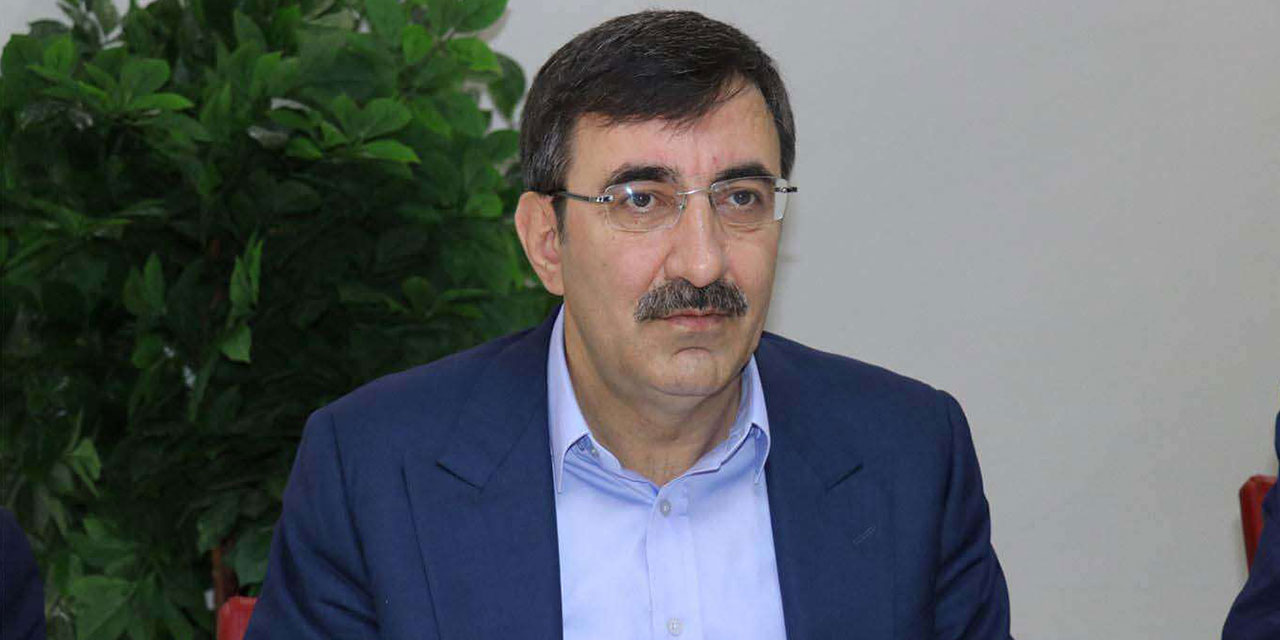 AK Partili Cevdet Yılmaz'a Coronavirus tanısı konuldu