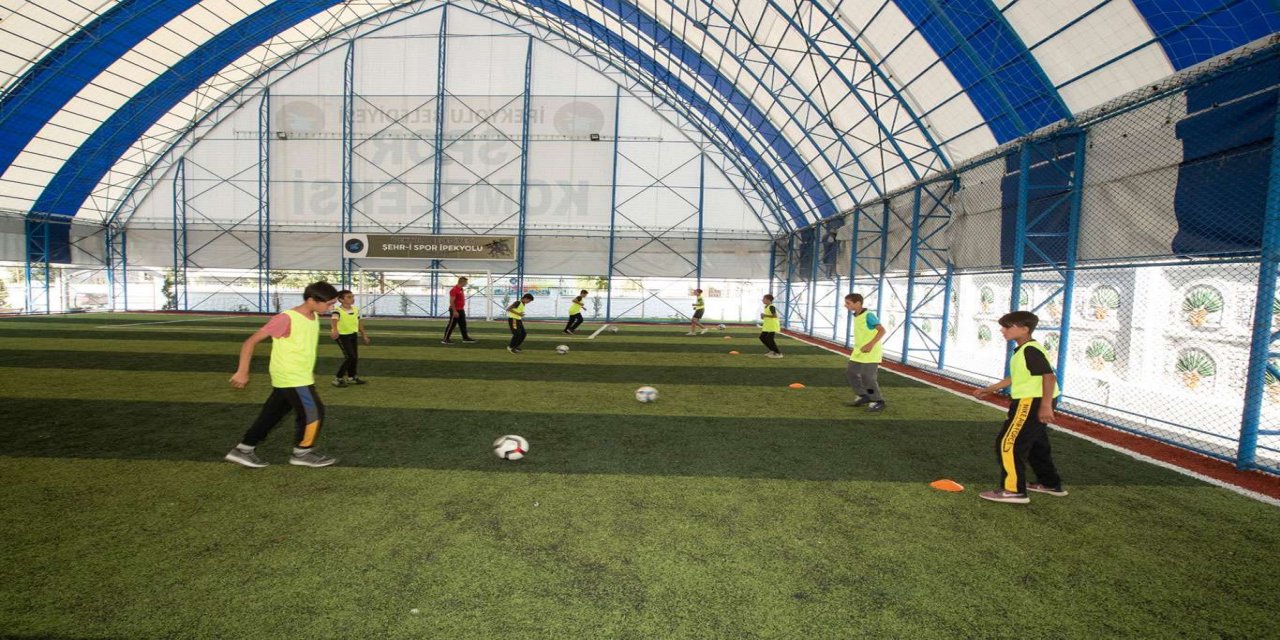 İpekyolu Belediyesi Spor Akademisi'nde eğitimlere başlandı