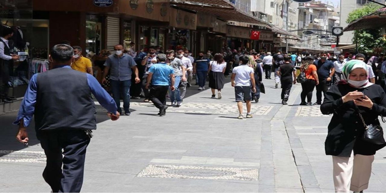 Covid-19 kurallarına uymayanlara idari işlem uygulandı