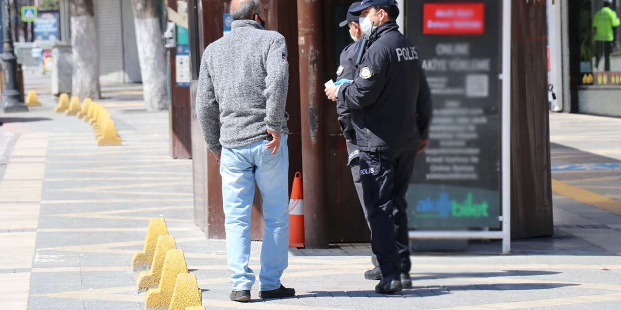 Malatya’da Covid-19 denetimlerinde 100’ü aşkın kişiye ceza kesildi
